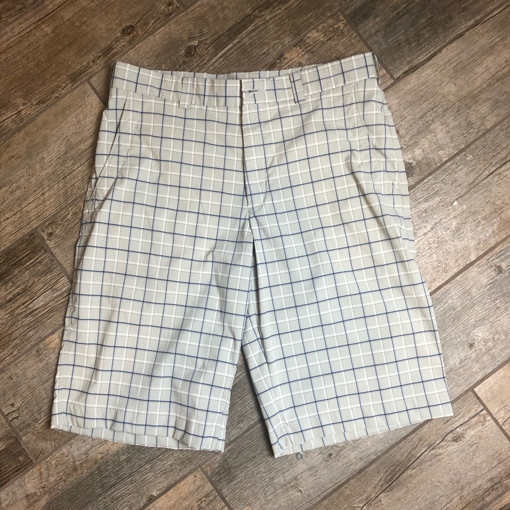 Nike Golf 34 Grey and Blue Plaid Shorts Mens